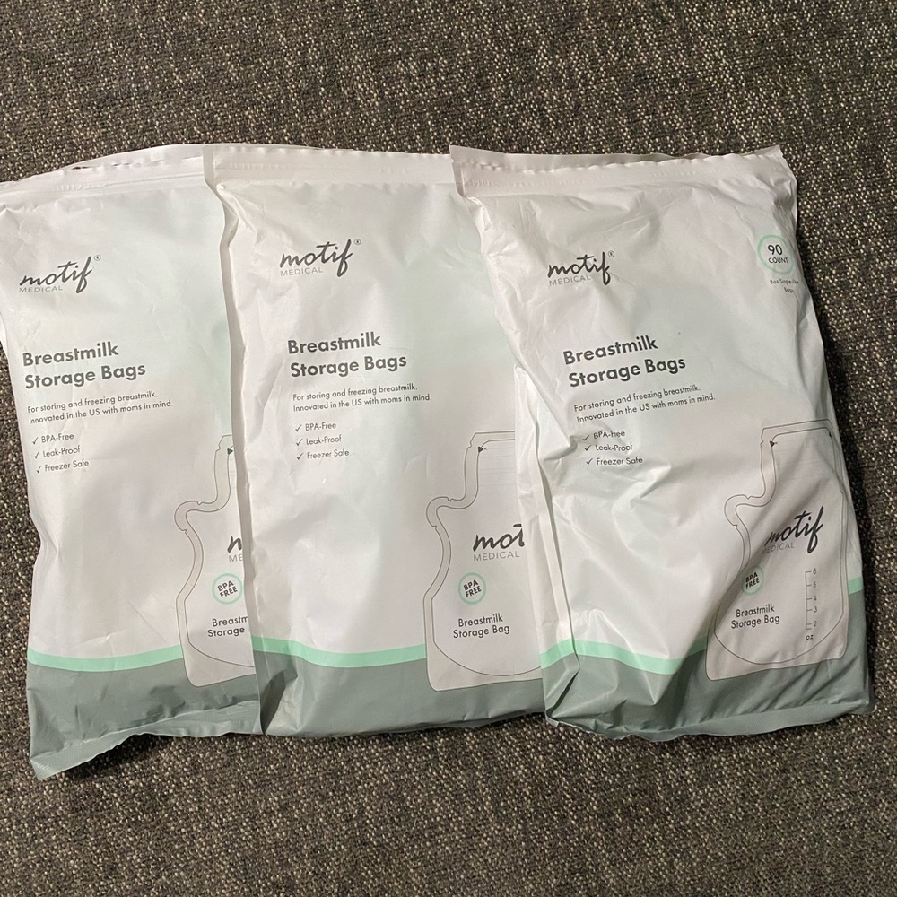 Motif Breastmilk Storage Bags
